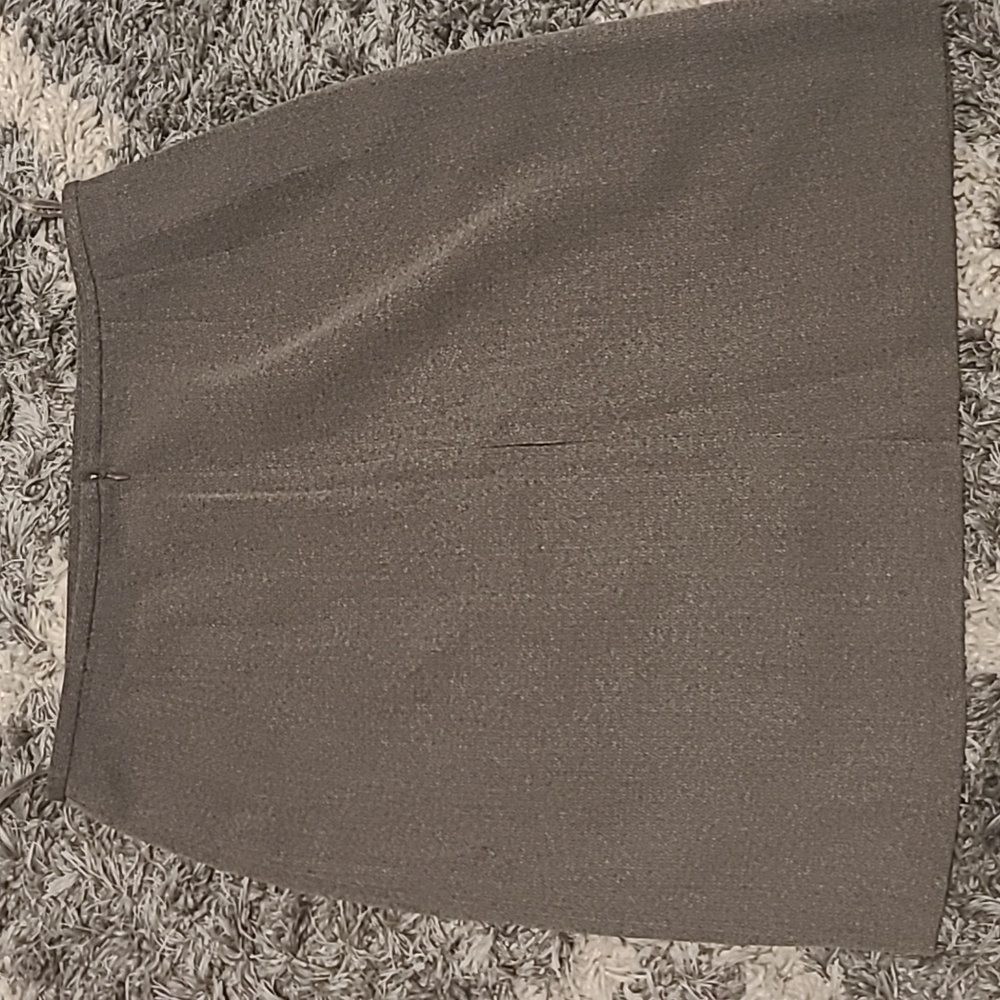Skirt - Picture 2 of 5